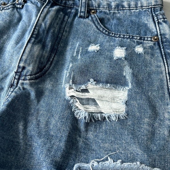 Forever 21 Jean Shorts - Picture 3 of 5